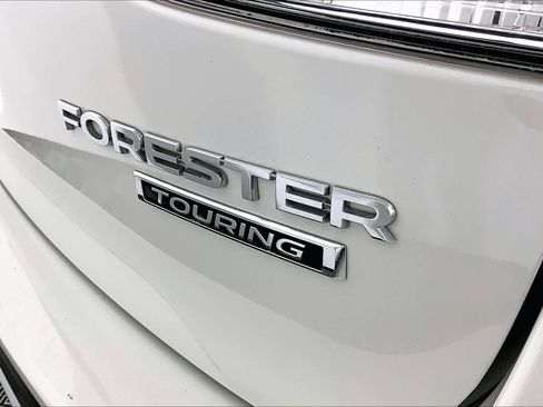 Used 2019 Subaru Forester Touring image 9