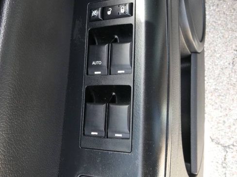 Used 2013 Jeep Compass Latitude w/ Sun/Sound Group AWD/4WD image 15