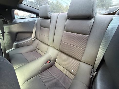 Used 2014 Ford Mustang Coupe RWD image 21