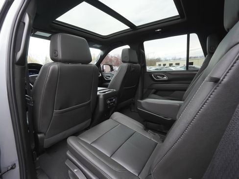 Used 2024 Chevrolet Tahoe LT w/ LT Signature Plus Package AWD/4WD image 35