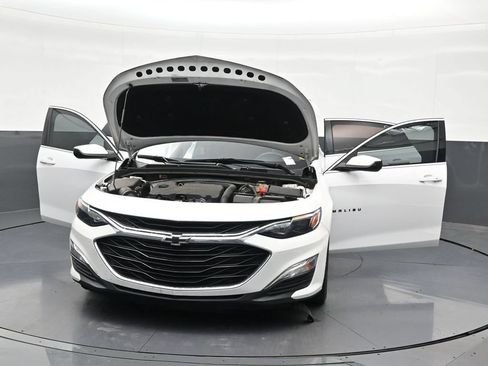 Used 2020 Chevrolet Malibu RS FWD image 36