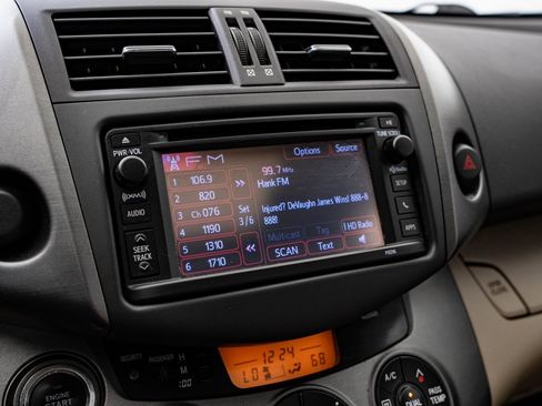 Used 2012 Toyota RAV4 Limited w/ Navigation Value Pkg image 30