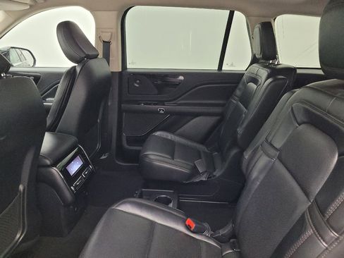 Used 2022 Lincoln Aviator Reserve AWD/4WD image 18