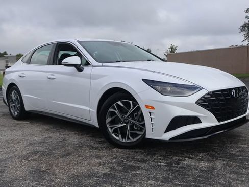 Used 2023 Hyundai Sonata SEL FWD image 1