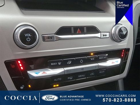 Certified 2022 Ford Explorer XLT w/ Equipment Group 202A image 17