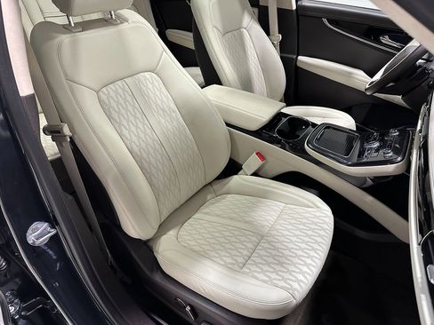 Used 2022 Lincoln Nautilus Black Label AWD/4WD image 14