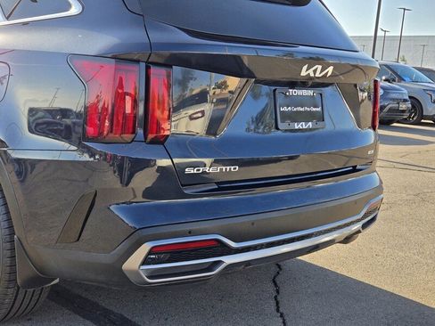 Certified 2024 Kia Sorento SX Prestige AWD/4WD image 6
