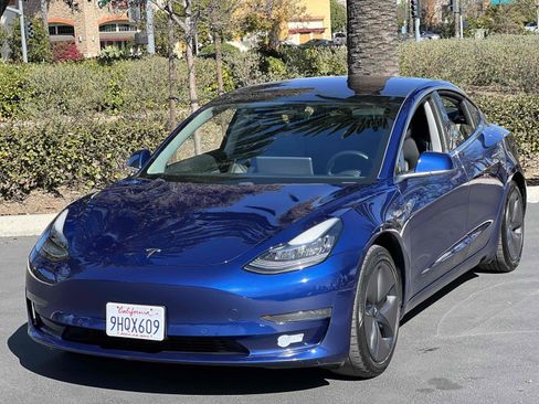 Used 2018 Tesla Model 3 Long Range image 18