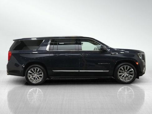 Used 2023 GMC Yukon XL Denali w/ Max Trailering Package AWD/4WD image 6