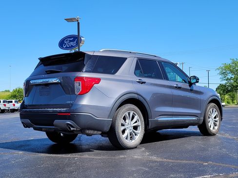Used 2021 Ford Explorer Limited w/ Equipment Group 301A AWD/4WD image 4