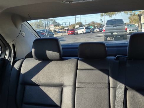 Used 2012 Mercedes-Benz E 350 4MATIC Sedan image 30