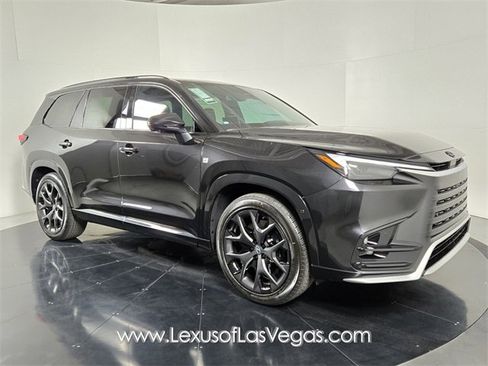 New 2026 Lexus TX 500h AWD image 2