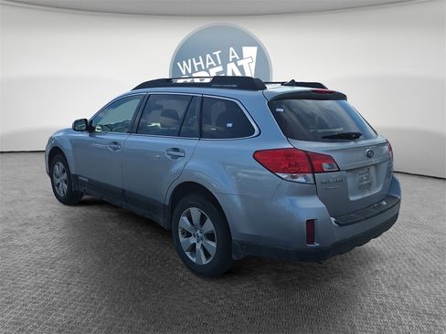 Used 2012 Subaru Outback 2.5i Limited image 6