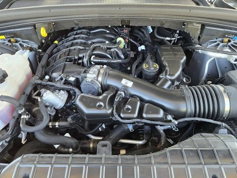 Used 2025 Jeep Grand Cherokee Summit AWD/4WD image 29