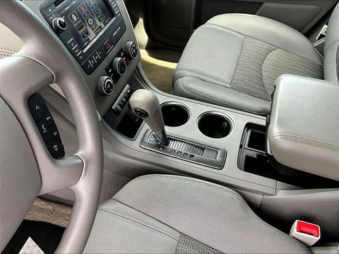 Used 2016 Chevrolet Traverse LS w/ LPO, 'HIT The Road' Package AWD/4WD image 18
