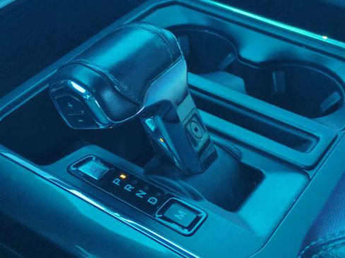 Used 2021 Ford F150 Lariat image 32