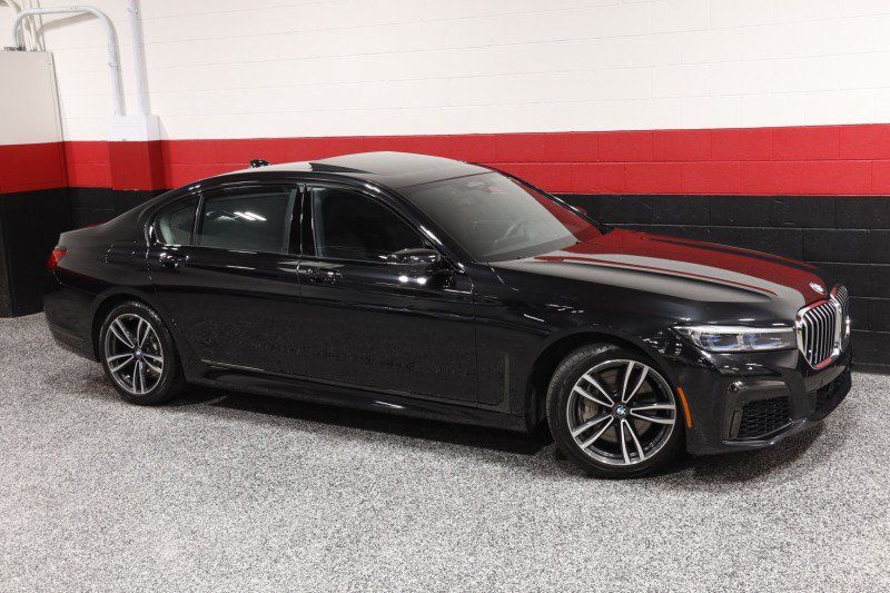 Used 2020 BMW 750i xDrive w/ Executive Package AWD/4WD image 2