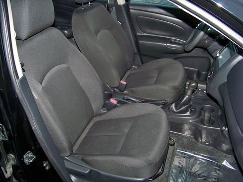 Used 2019 Nissan Versa S FWD image 31