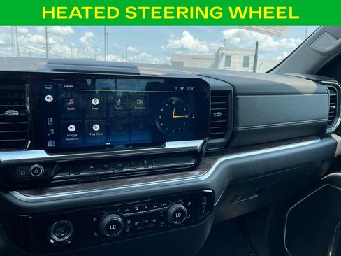 Used 2022 Chevrolet Silverado 1500 LT AWD/4WD image 19