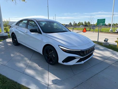 New 2026 Hyundai Elantra Sport FWD image 7