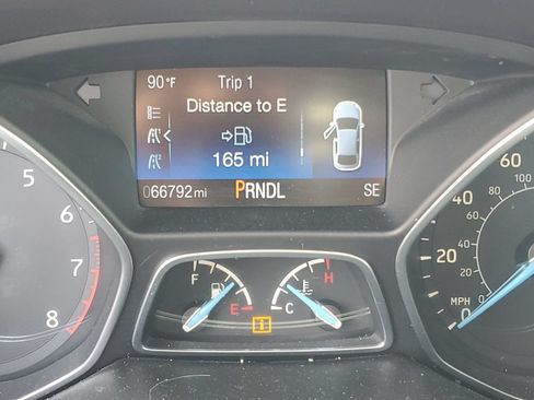 Used 2016 Ford Focus SE FWD image 14