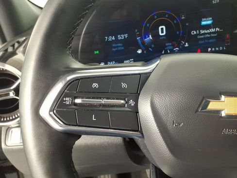 Used 2025 Chevrolet Equinox LT w/ Convenience Package II AWD/4WD image 16