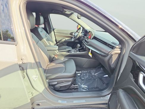 New 2026 Jeep Compass Trailhawk AWD/4WD image 18