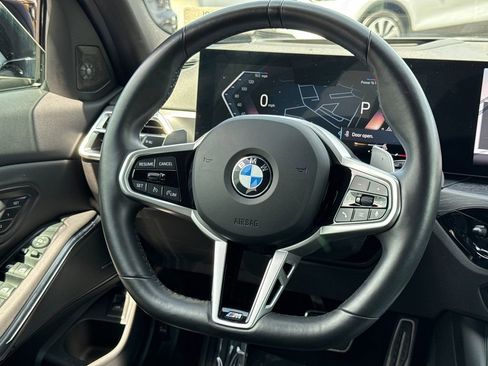 Used 2025 BMW 330i Sedan w/ M Sport Package RWD image 23