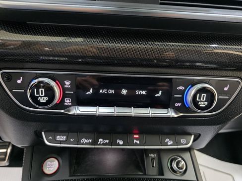 Used 2020 Audi SQ5 Prestige w/ Prestige Package AWD/4WD image 35