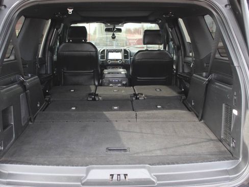 Used 2019 Ford Expedition Max Limited AWD/4WD image 17