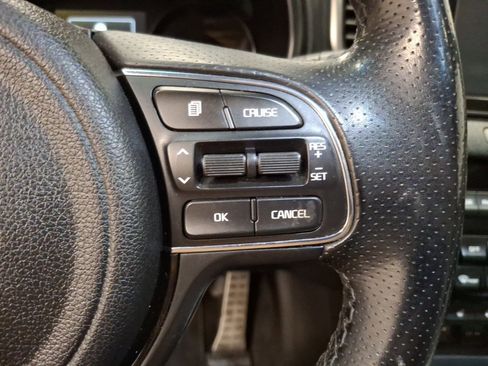 Used 2017 Kia Sportage SX image 21