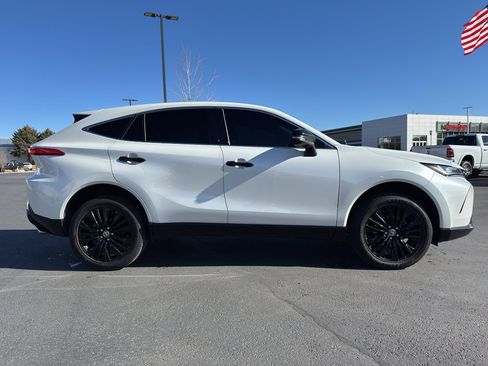 Certified 2024 Toyota Venza Nightshade image 2