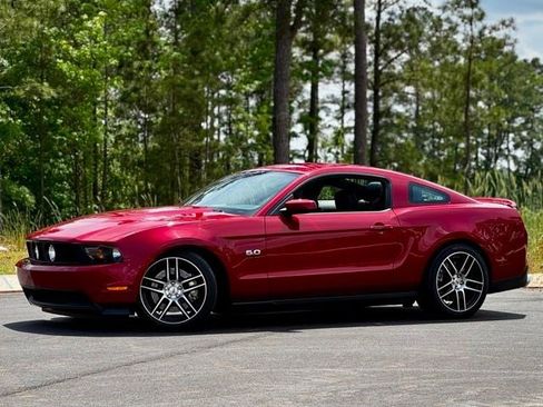 Used 2011 Ford Mustang GT Premium w/ Comfort Pkg RWD image 1
