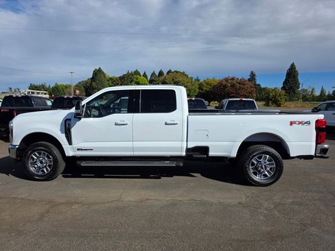 New 2026 Ford F350 Lariat w/ FX4 Off-Road Package image 5