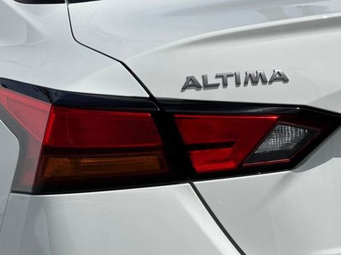 Certified 2024 Nissan Altima 2.5 S FWD image 26