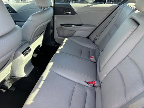 Used 2014 Honda Accord EX-L image 18