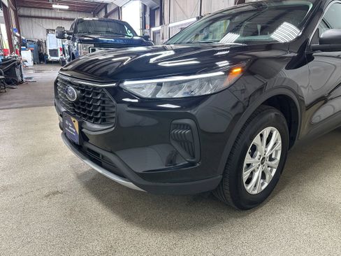 Certified 2024 Ford Escape Active image 28