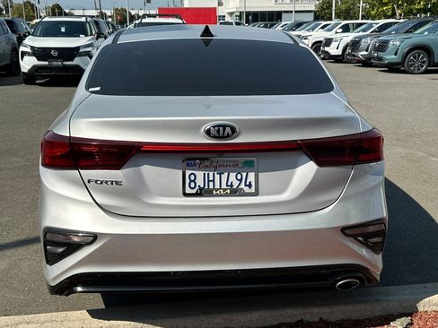 Used 2019 Kia Forte LXS FWD image 6