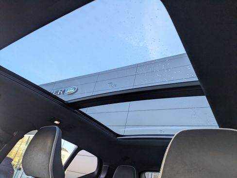 Certified 2023 Volvo XC40 Recharge Plus image 24