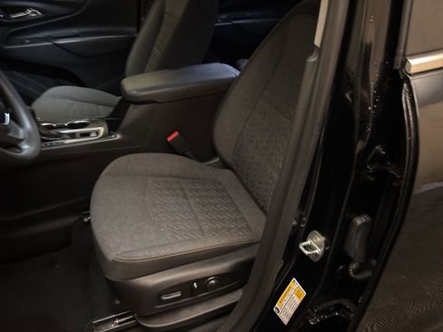 Used 2022 Chevrolet Equinox LT FWD image 12