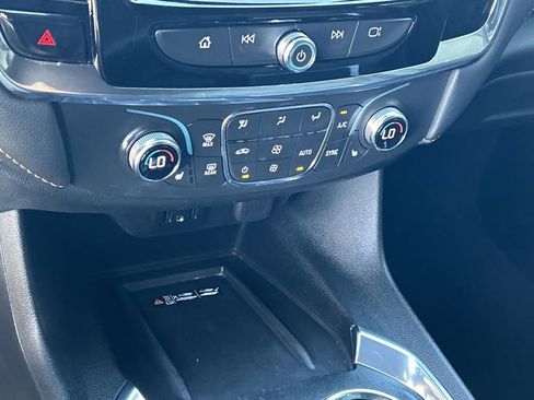 Certified 2023 Chevrolet Traverse LT image 24
