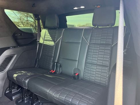 Used 2022 Cadillac Escalade Sport Platinum w/ Heavy-Duty Trailer Package image 21