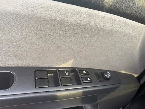Used 2012 Nissan Sentra 2.0 SR FWD image 60