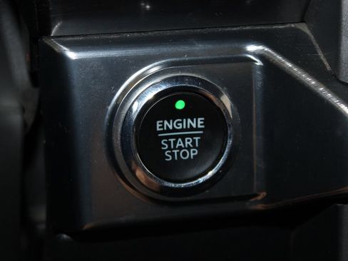 Used 2022 Ford F150 Lariat w/ FX4 Off-Road Package AWD/4WD image 39
