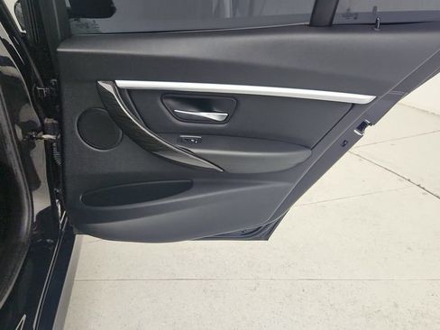 Used 2017 BMW 330i Sedan RWD image 32