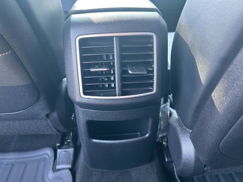 Used 2023 Kia Sportage EX image 24