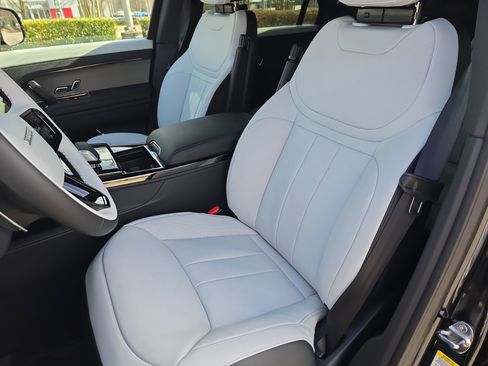 New 2026 Land Rover Range Rover Sport Dynamic SE image 15