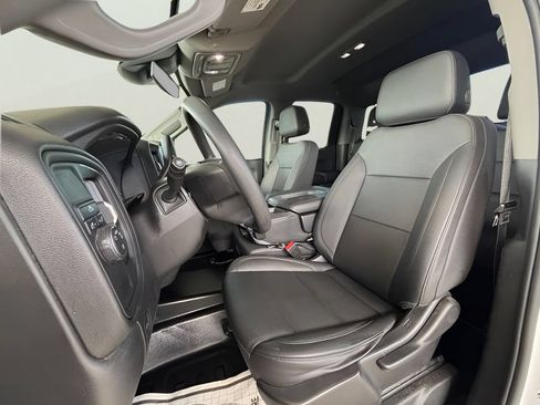 Used 2023 Chevrolet Silverado 1500 W/T RWD image 40