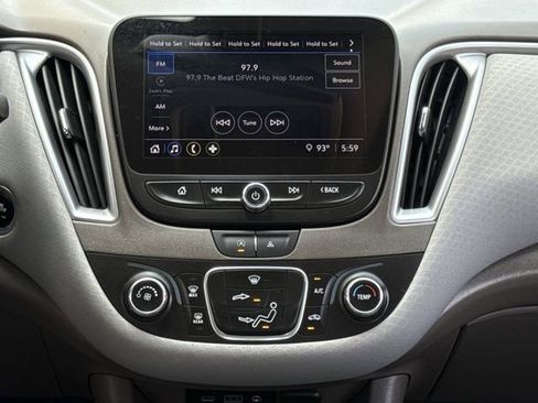 Used 2023 Chevrolet Malibu LS FWD image 16