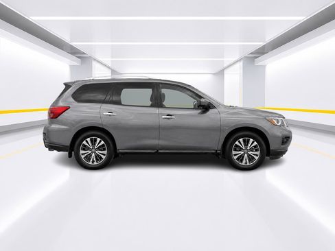 Used 2019 Nissan Pathfinder S AWD/4WD image 6